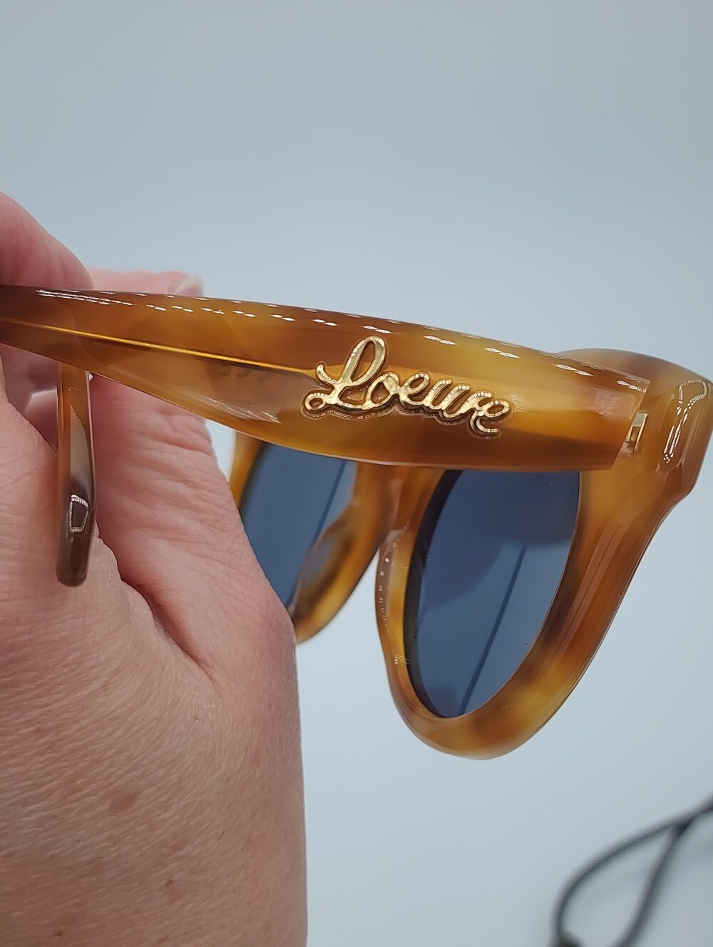 Loewe Sunglasses NEW - Picture 13 of 17